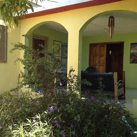Hotel Vikings Rasta Retreats